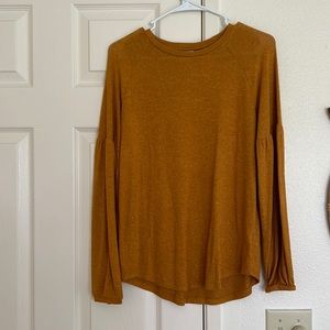 Old Navy long sleeve top